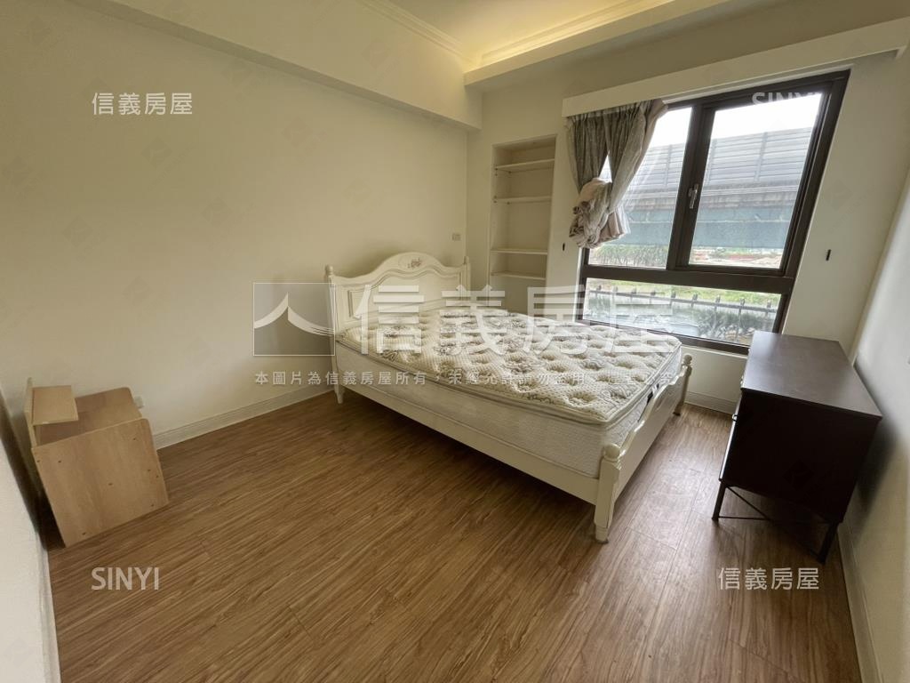 歐洲村路易美裝三房車位房屋室內格局與周邊環境