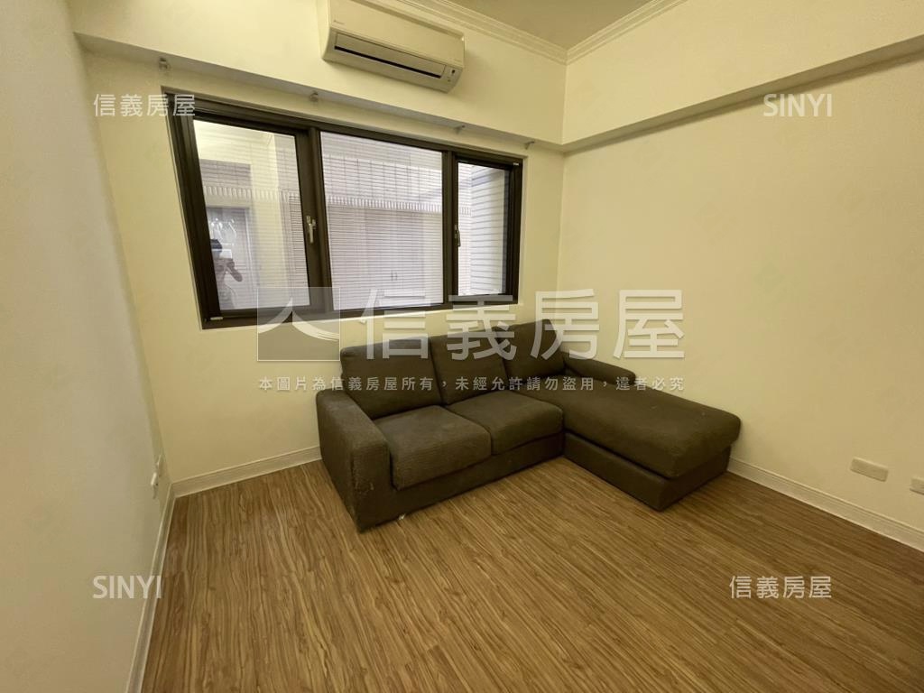 歐洲村路易美裝三房車位房屋室內格局與周邊環境