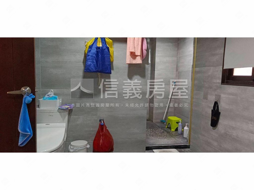 國鈞南屯店面有電梯別墅房屋室內格局與周邊環境