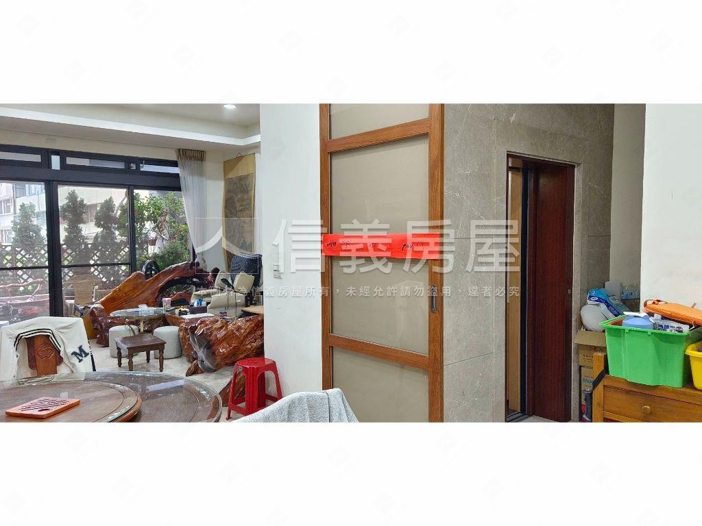 國鈞南屯店面有電梯別墅房屋室內格局與周邊環境