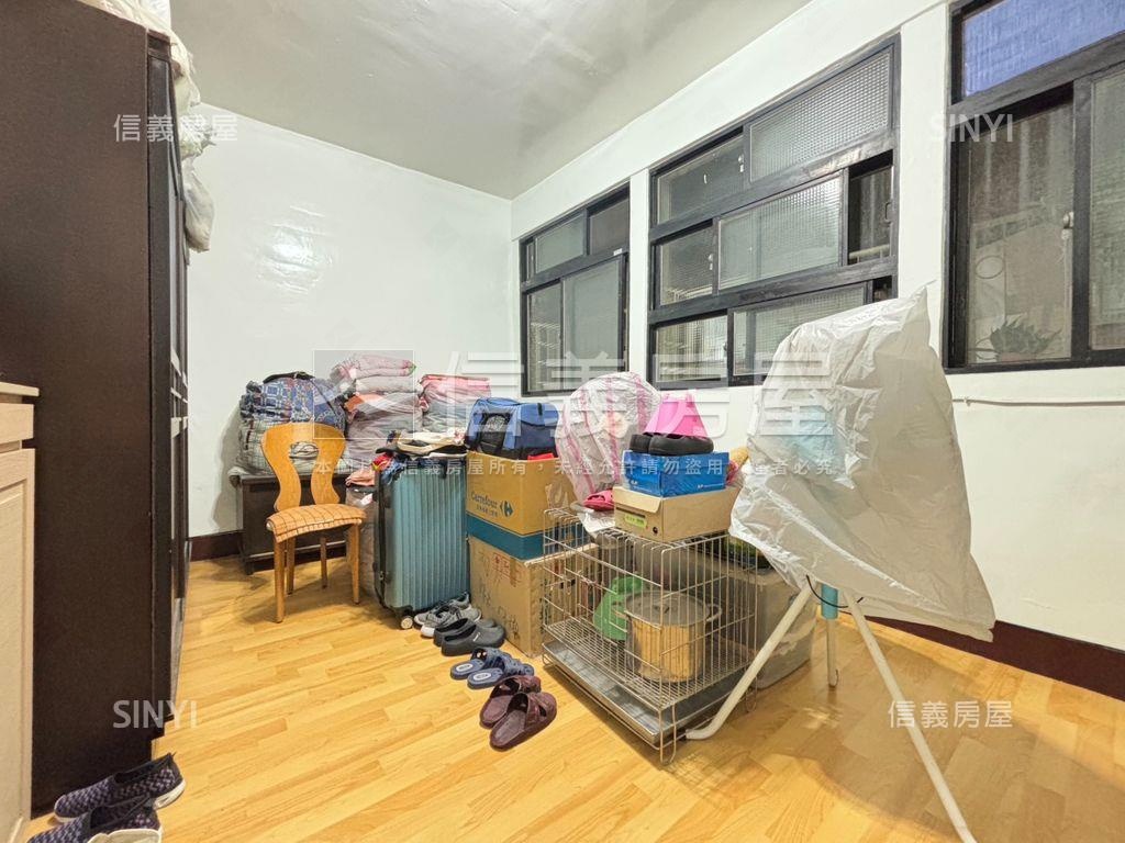 三重公寓３樓房屋室內格局與周邊環境