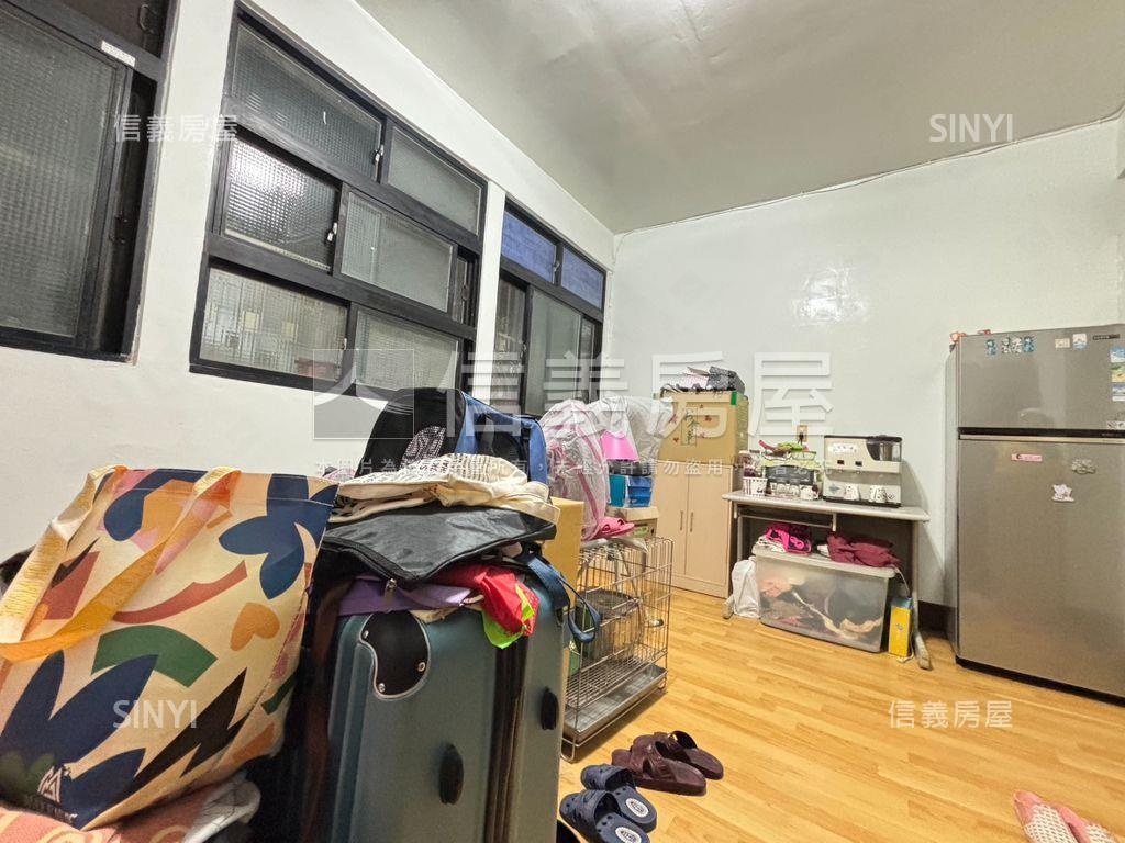 三重公寓３樓房屋室內格局與周邊環境