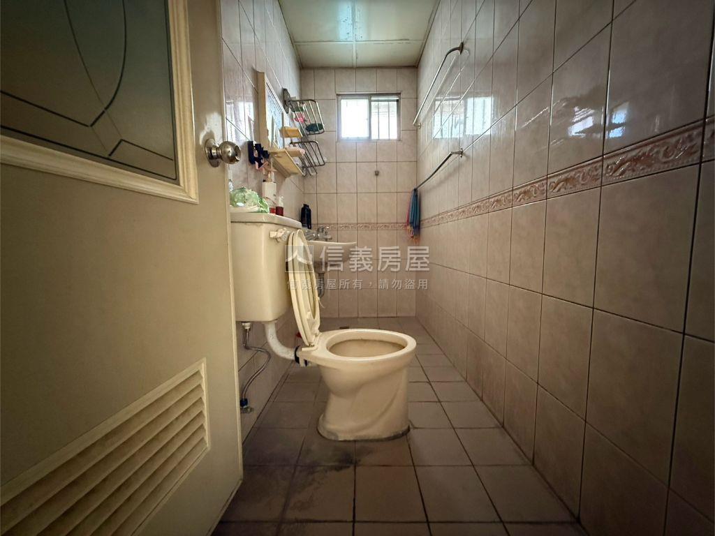 讚讚近中國醫臨路透店房屋室內格局與周邊環境