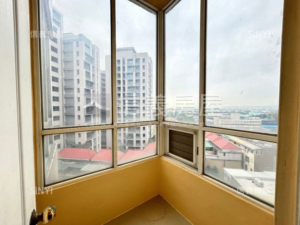 近樹義國小視野讚三房平車房屋室內格局與周邊環境