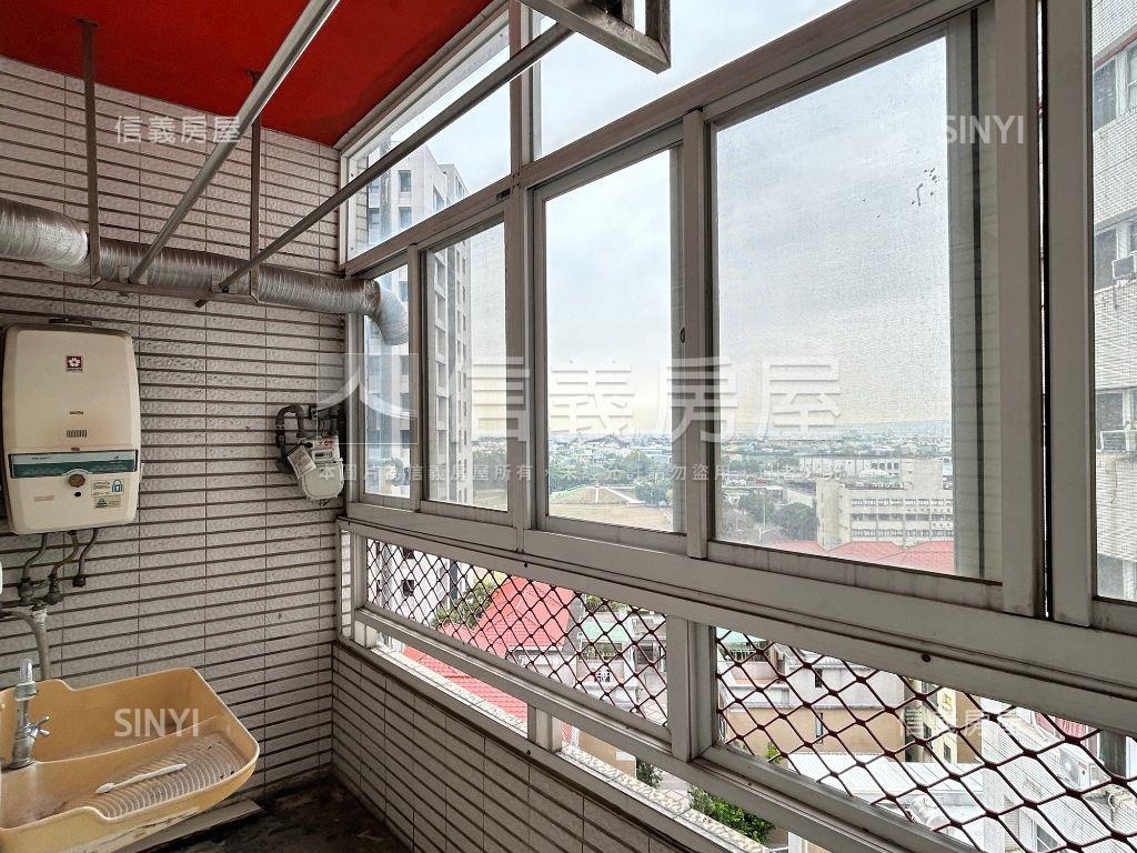 近樹義國小視野讚三房平車房屋室內格局與周邊環境