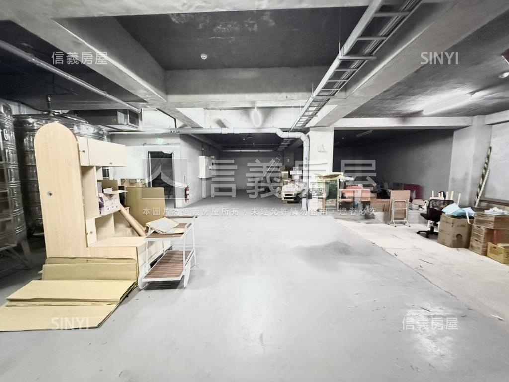 老闆要退休－誠售電梯廠房房屋室內格局與周邊環境