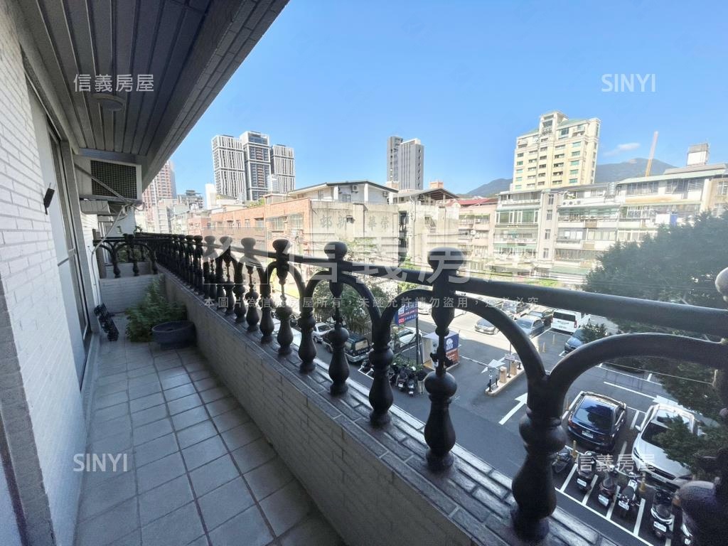 ㊣如意園大空間附坡平車位房屋室內格局與周邊環境