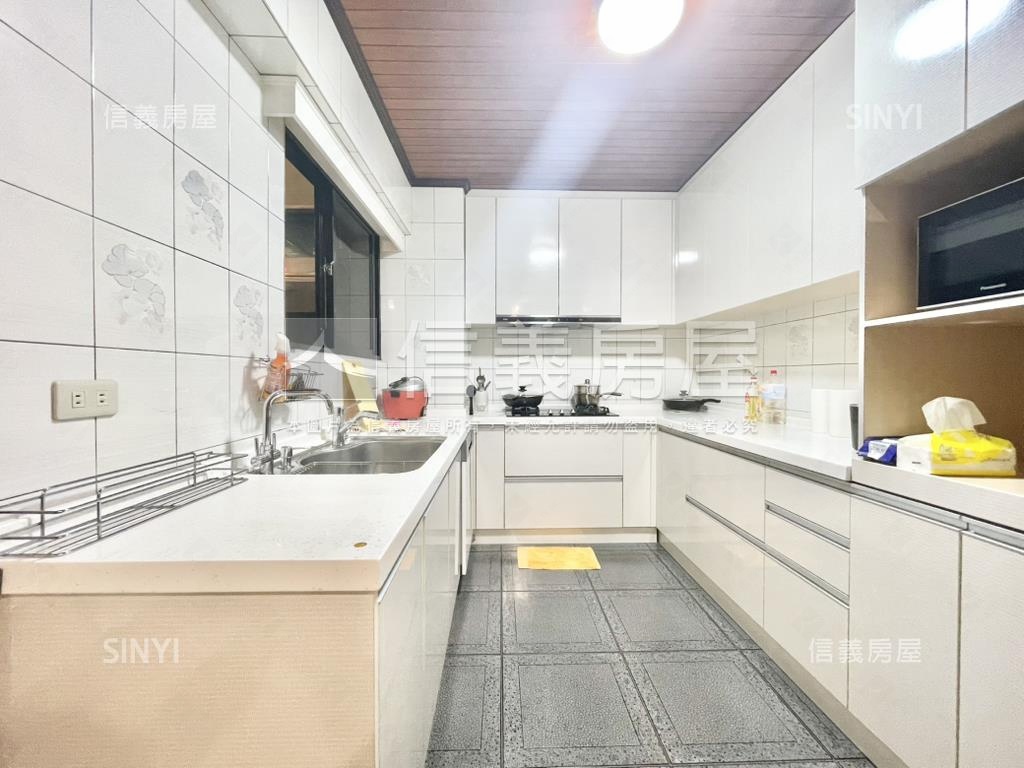 ㊣如意園大空間附坡平車位房屋室內格局與周邊環境