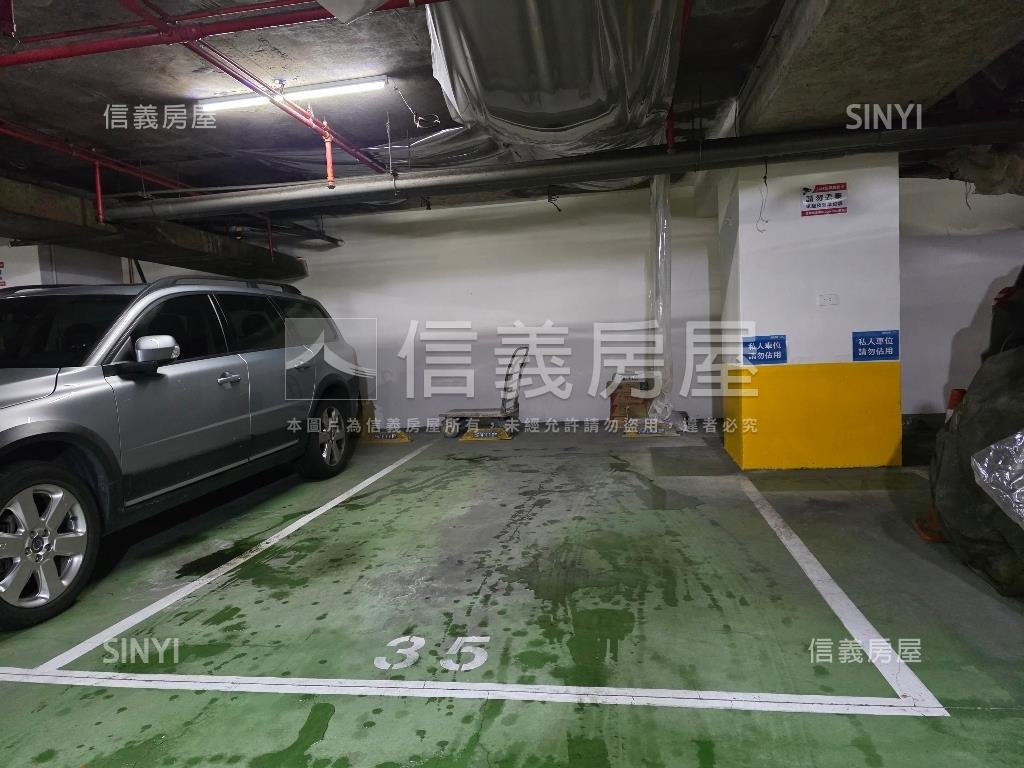 雙敦學區管理美妝２房車位房屋室內格局與周邊環境