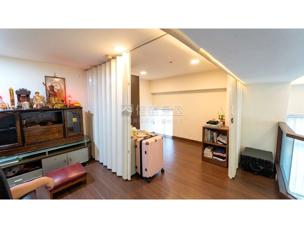 府中挑高一樓稀有釋出房屋室內格局與周邊環境