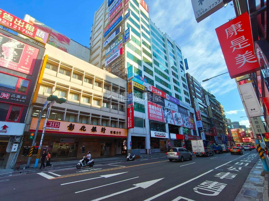 府中挑高一樓稀有釋出房屋室內格局與周邊環境