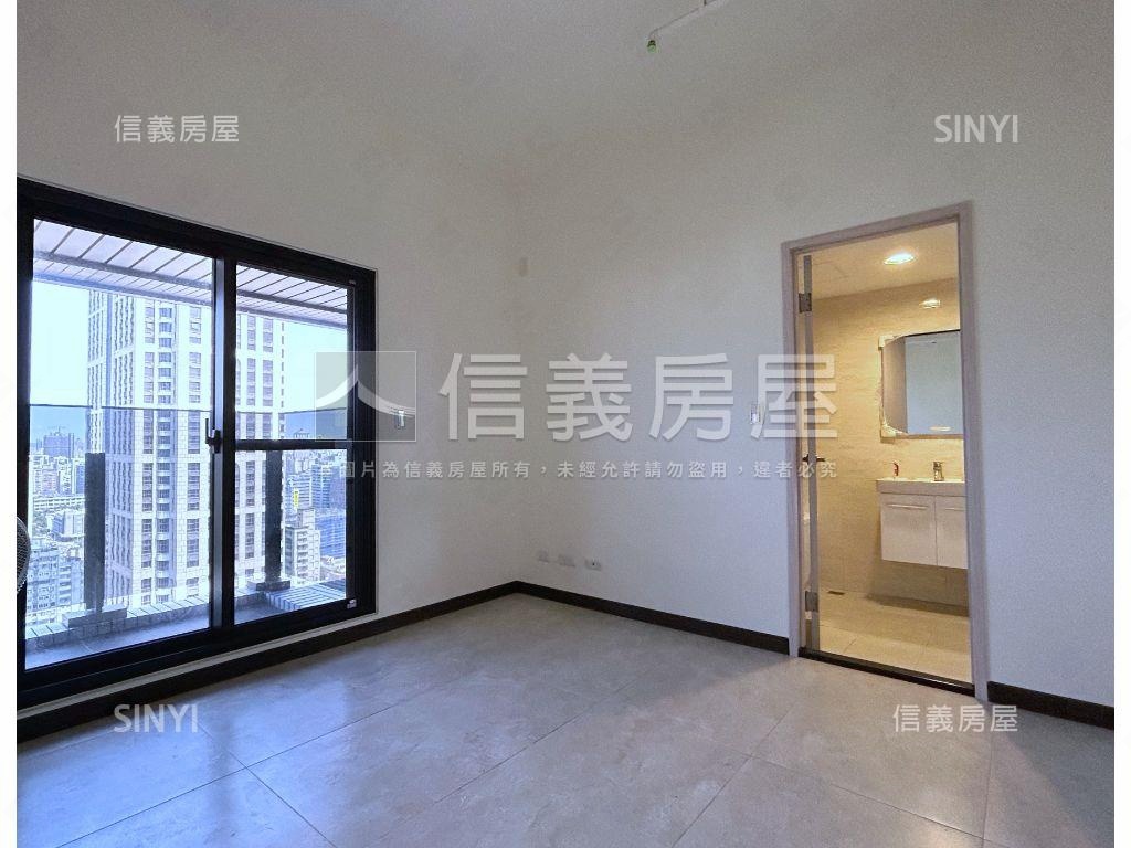 靜賞愛河・高景三房平車房屋室內格局與周邊環境