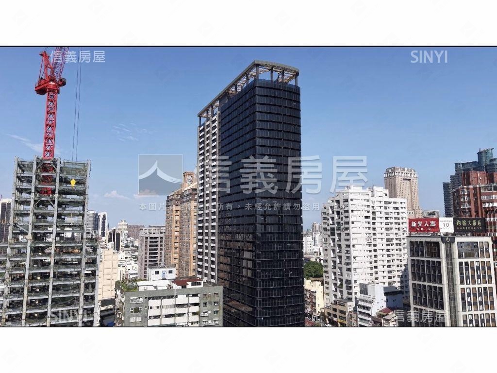 靜賞愛河・高景三房平車房屋室內格局與周邊環境