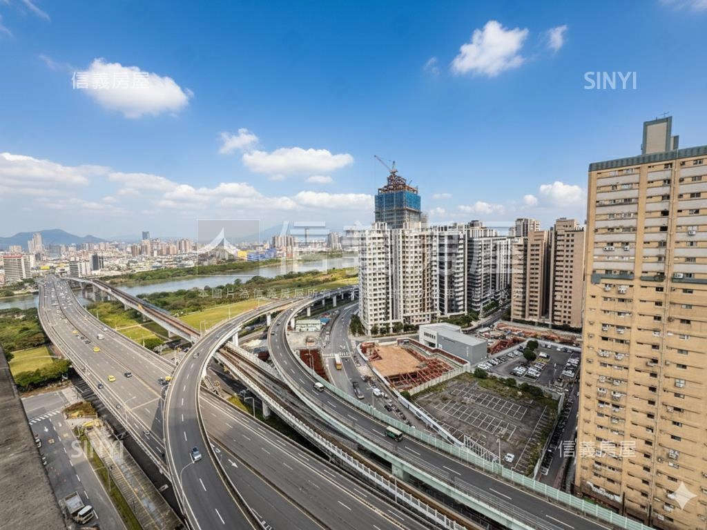 巨蛋時尚挑高雙採光美套房房屋室內格局與周邊環境