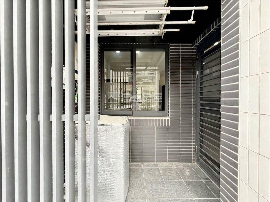 享京城稀有戶型美邸平車房屋室內格局與周邊環境