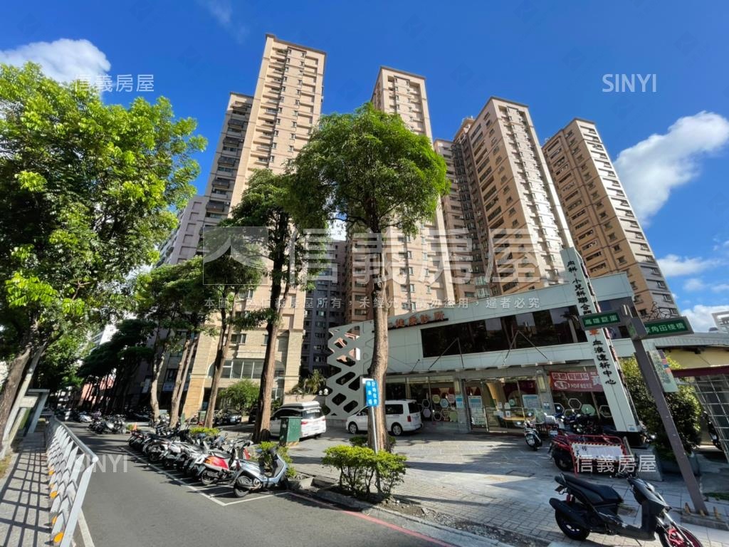 店長推！近巨蛋４房雙車位房屋室內格局與周邊環境