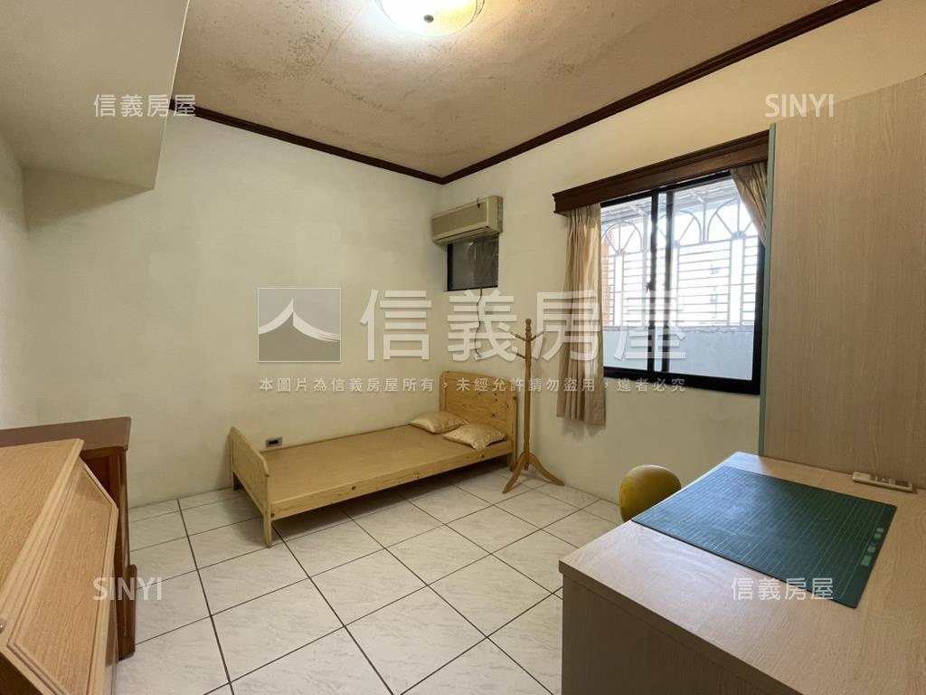 中山路大四房平面車位房屋室內格局與周邊環境