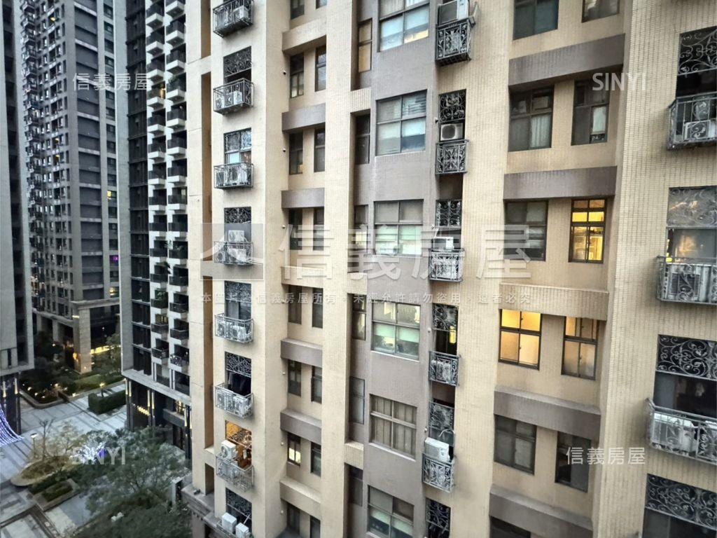 Ａ３捷運最高峰八方來財房屋室內格局與周邊環境