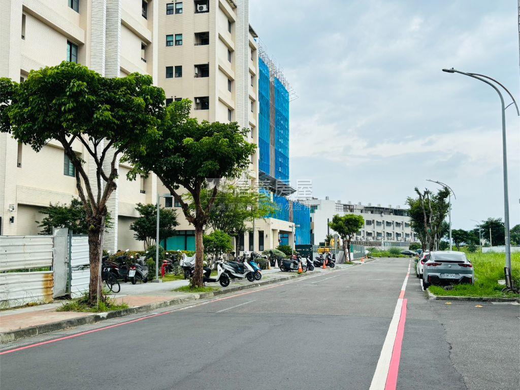 ＬＭ春池社區最低價美兩房房屋室內格局與周邊環境