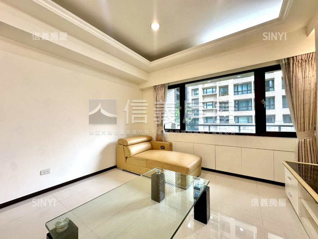 首席第一道美三房露臺房屋室內格局與周邊環境