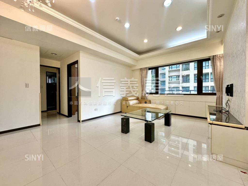 首席第一道美三房露臺房屋室內格局與周邊環境