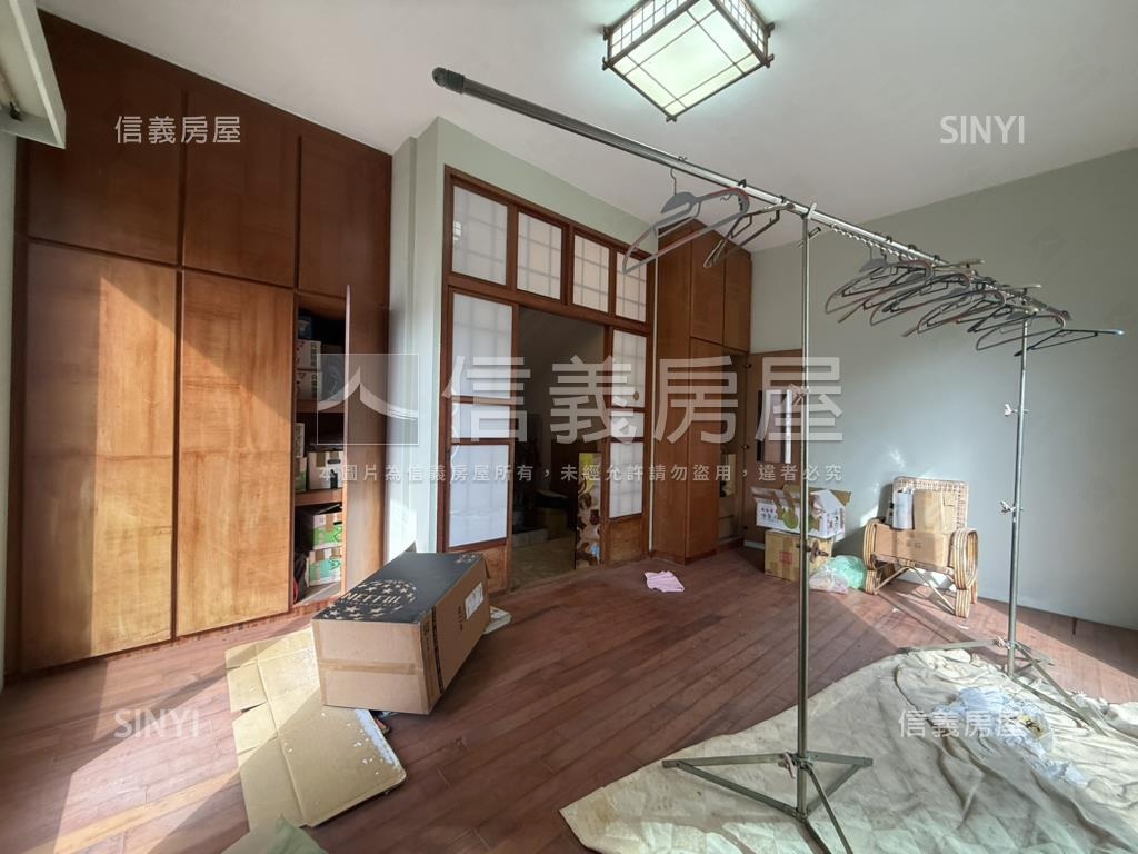 公園路大地坪透天房屋室內格局與周邊環境