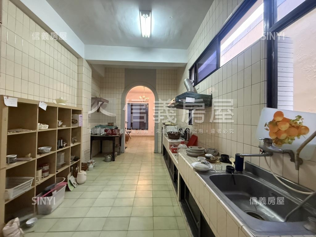 公園路大地坪透天房屋室內格局與周邊環境