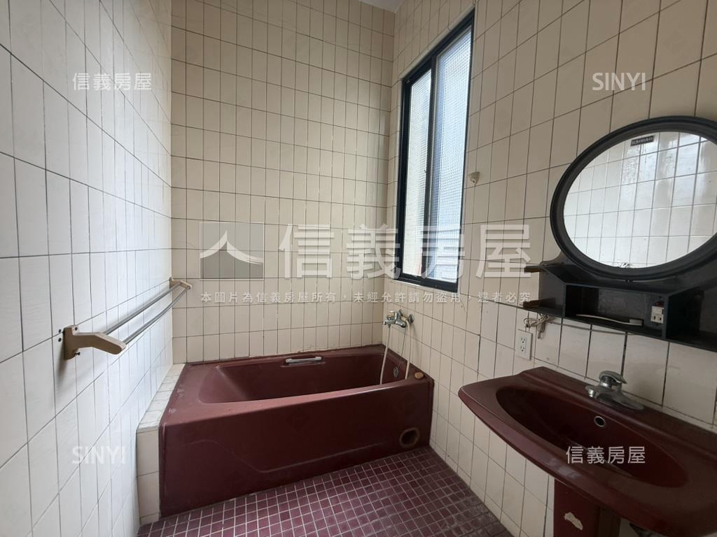 公園路大地坪透天房屋室內格局與周邊環境