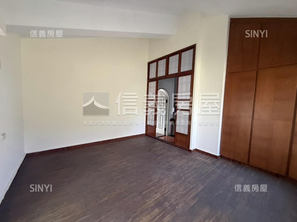 公園路大地坪透天房屋室內格局與周邊環境