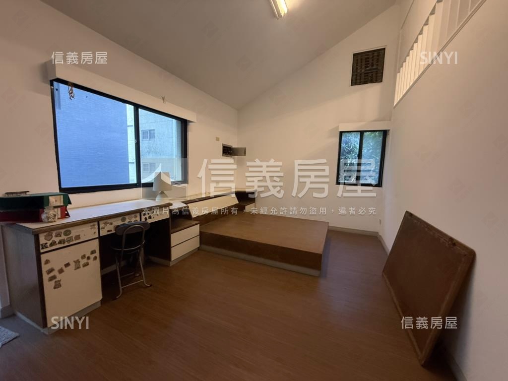 公園路大地坪透天房屋室內格局與周邊環境