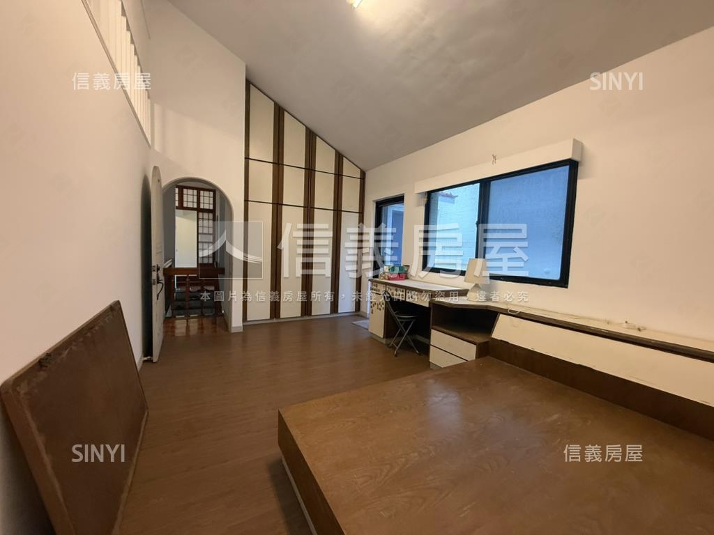 公園路大地坪透天房屋室內格局與周邊環境