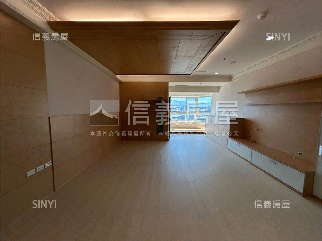 專任湯泉首席河岸美景房屋室內格局與周邊環境