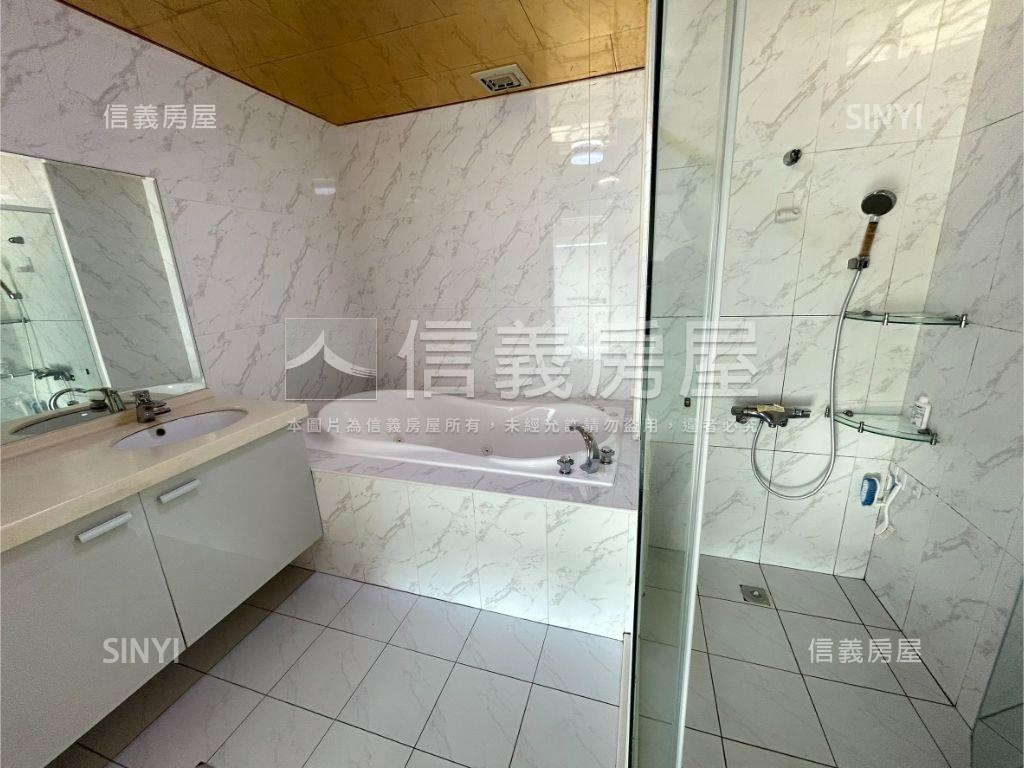 專任湯泉首席河岸美景房屋室內格局與周邊環境