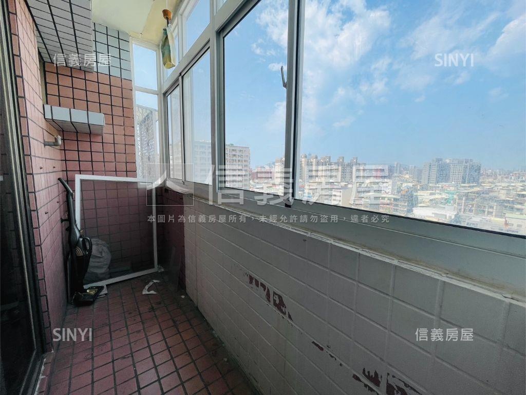 瑞隆五甲景觀大四房車位房屋室內格局與周邊環境