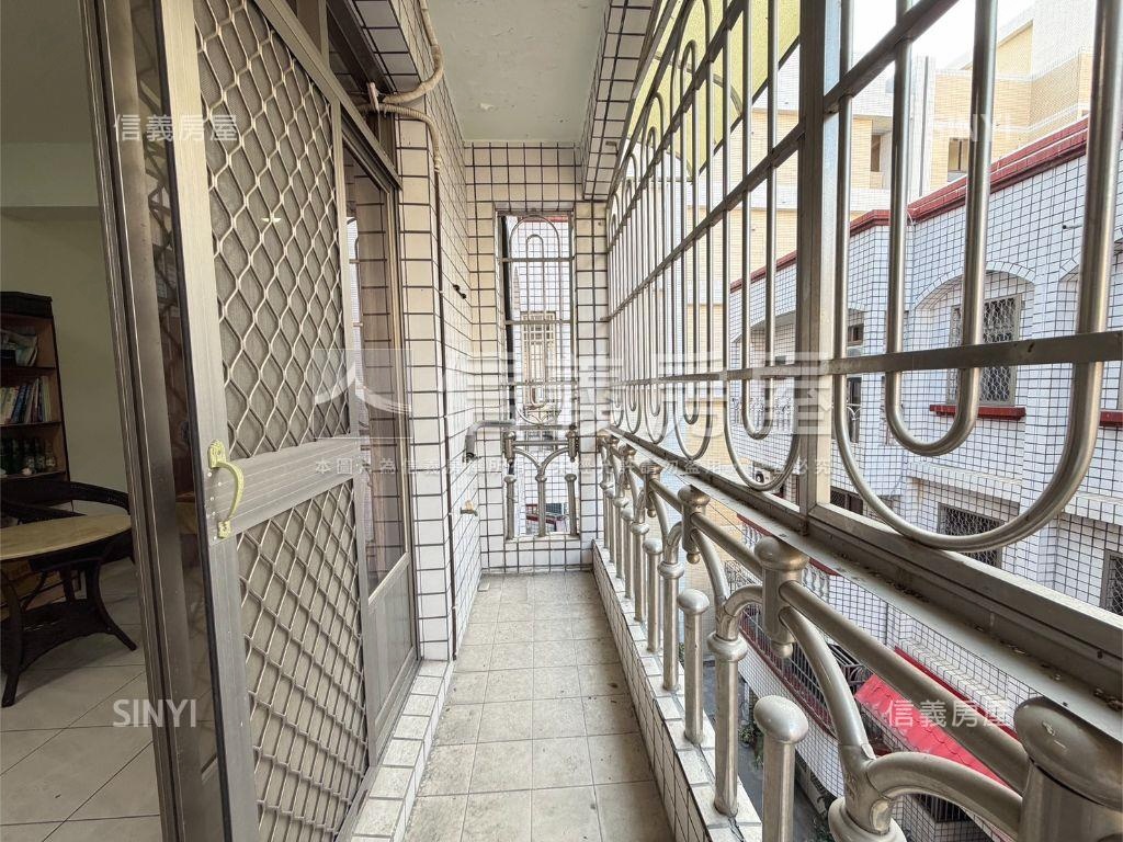 橋新台積低總雙車透天房屋室內格局與周邊環境