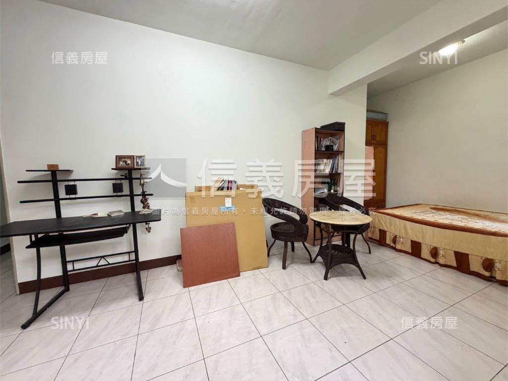 橋新台積低總雙車透天房屋室內格局與周邊環境