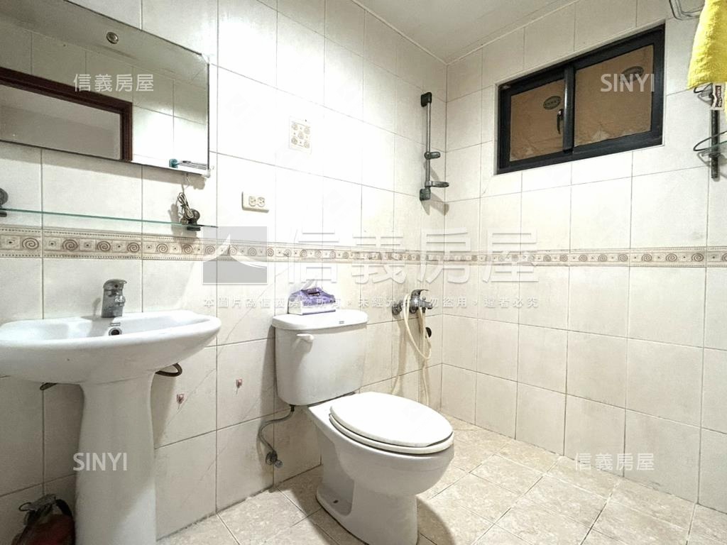 鄭仔寮｜棒球場面寬雙車墅房屋室內格局與周邊環境