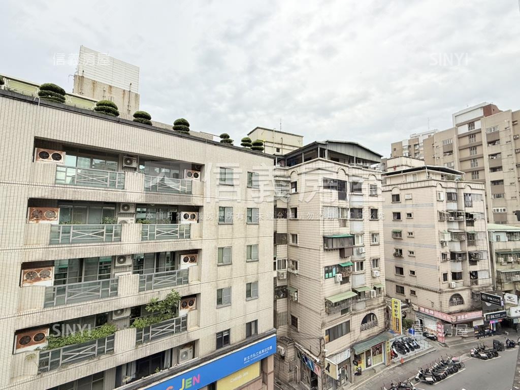 安邦公園明亮加倍居房屋室內格局與周邊環境