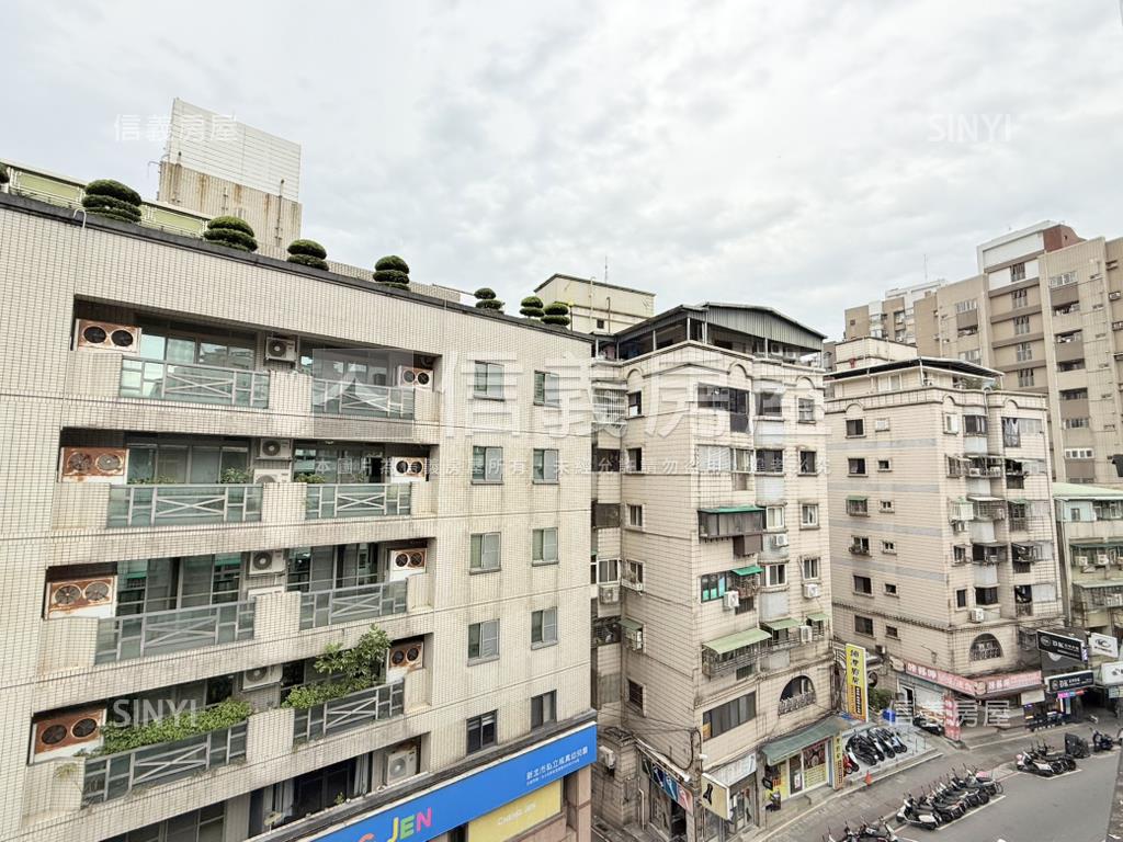 安邦公園明亮加倍居房屋室內格局與周邊環境