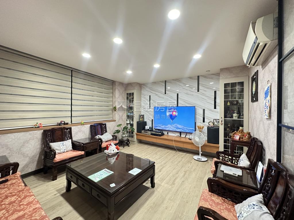 中正路一段稀有店住透天房屋室內格局與周邊環境