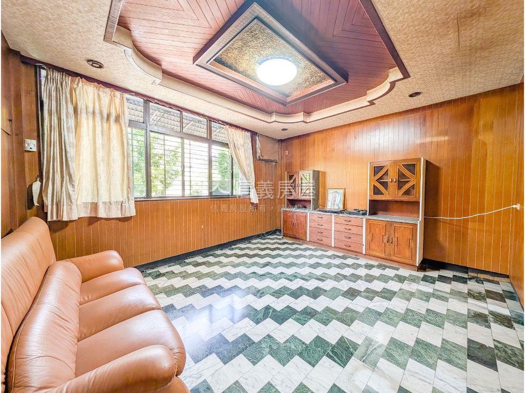 中正路一段稀有店住透天房屋室內格局與周邊環境