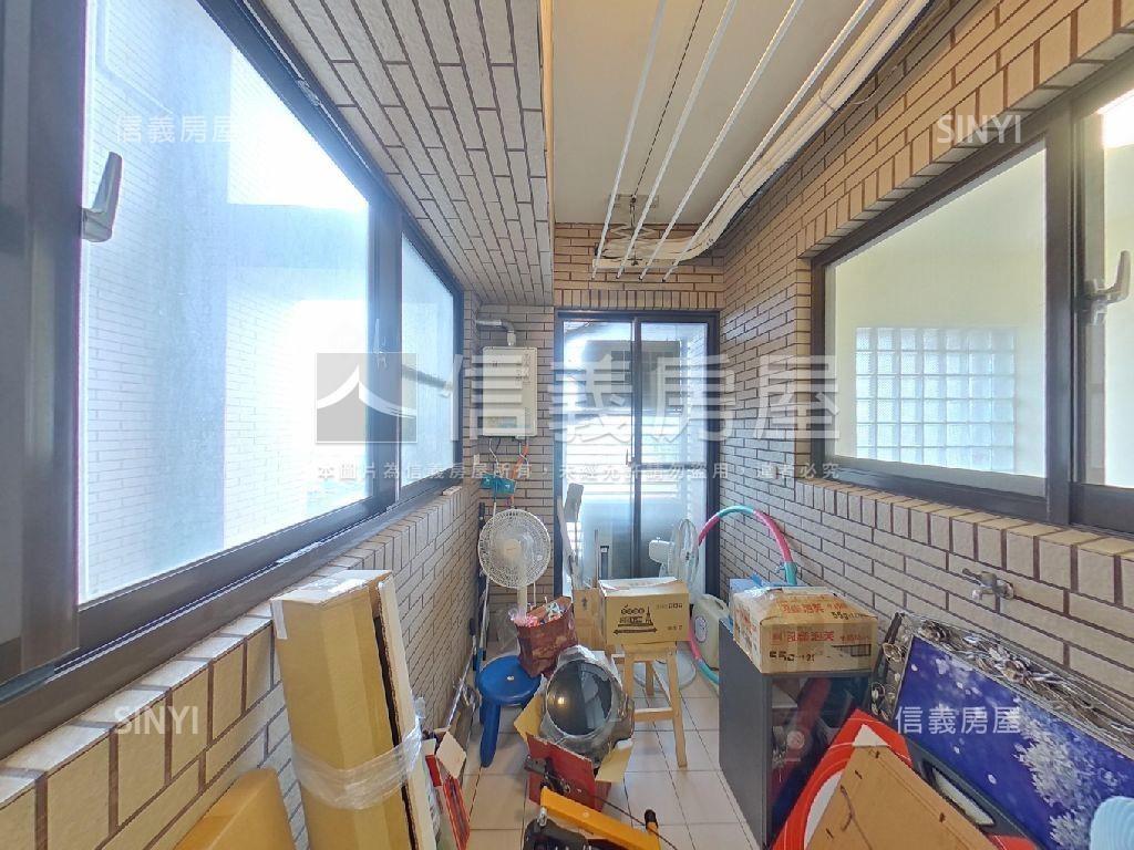 太子森活３房平面車位超讚房屋室內格局與周邊環境