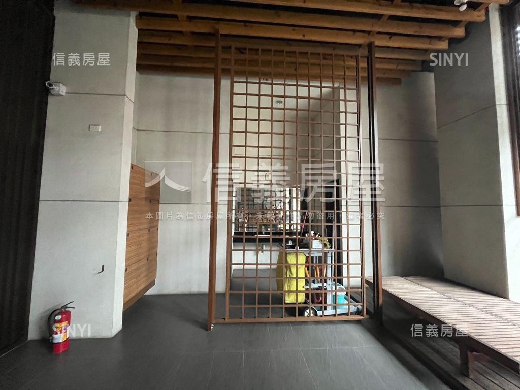 太子森活３房平面車位超讚房屋室內格局與周邊環境