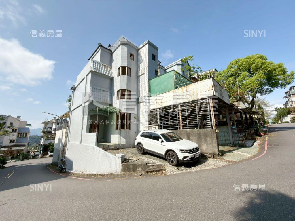 研究苑稀有邊間透天房屋室內格局與周邊環境