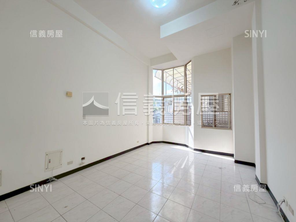 研究苑稀有邊間透天房屋室內格局與周邊環境