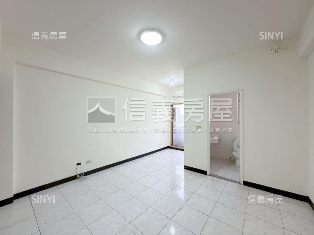 研究苑稀有邊間透天房屋室內格局與周邊環境