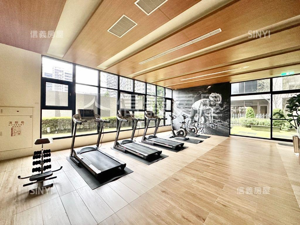 上水社區稀有釋出四房車位房屋室內格局與周邊環境