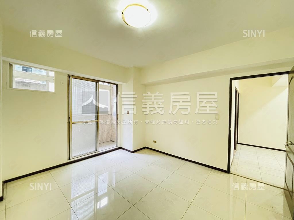 雙併電梯採光美三房房屋室內格局與周邊環境