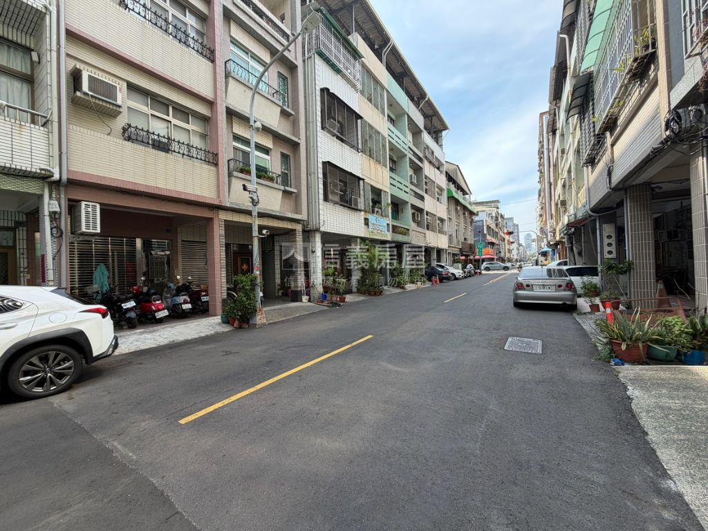 正街前後巷超大地坪透天房屋室內格局與周邊環境