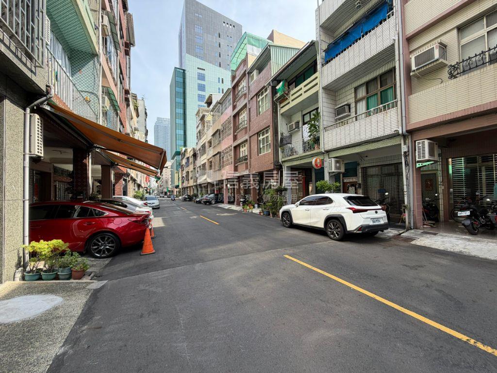 正街前後巷超大地坪透天房屋室內格局與周邊環境